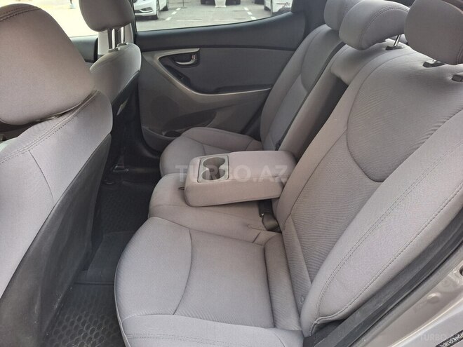 Hyundai Elantra 2013, 273,588 km - 1.8 l - Bakı