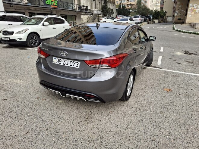 Hyundai Elantra 2013, 273,588 km - 1.8 l - Bakı