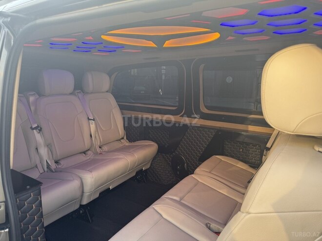 Mercedes  2017, 251,500 km - 2.1 л - Bakı