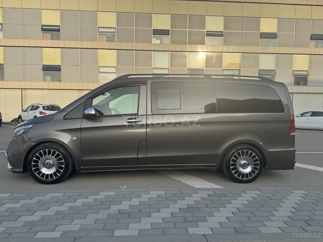 Mercedes  2017, 251,500 km - 2.1 л - Bakı