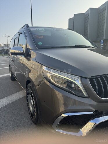 Mercedes  2017, 251,500 km - 2.1 л - Bakı
