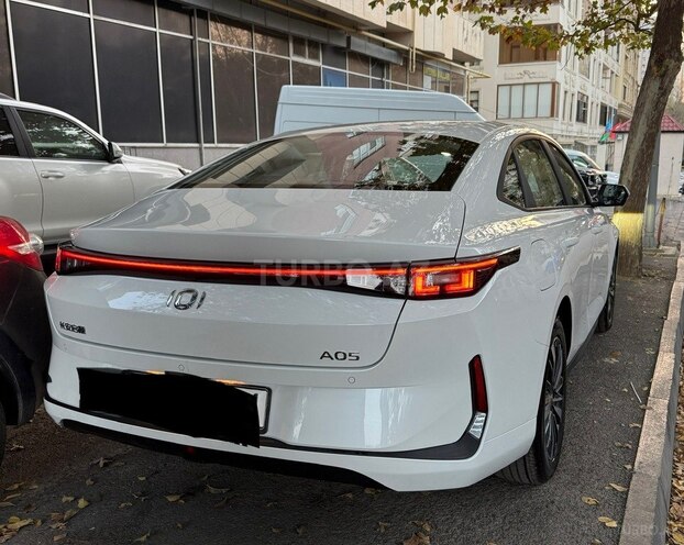 Changan Qiyuan A05 2025, 0 km - 1.5 л - Bakı
