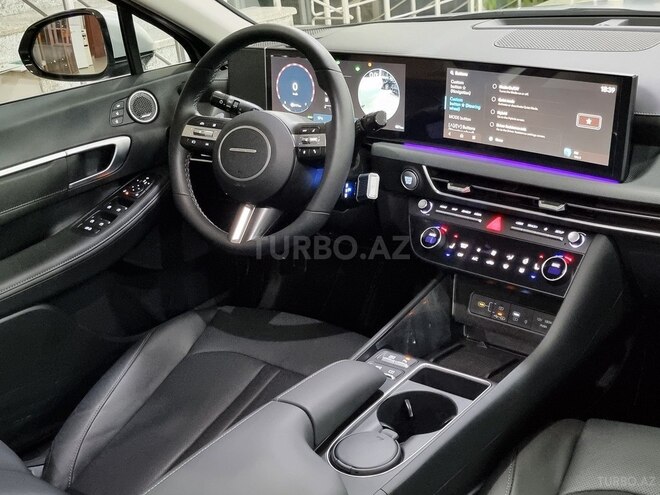 Hyundai Sonata-18