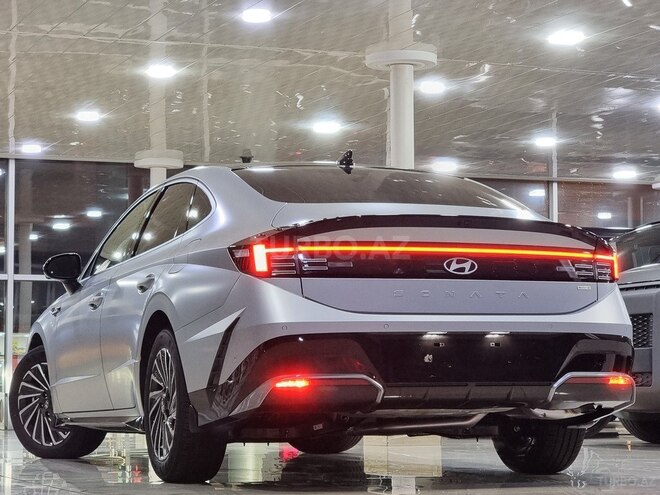 Hyundai Sonata-10