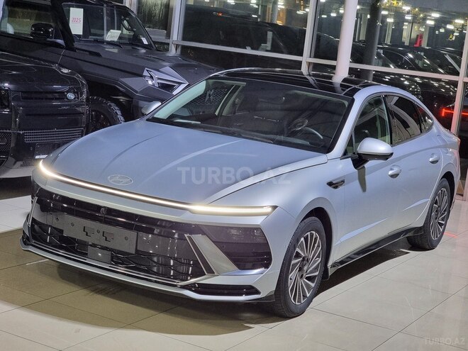 Hyundai Sonata-2