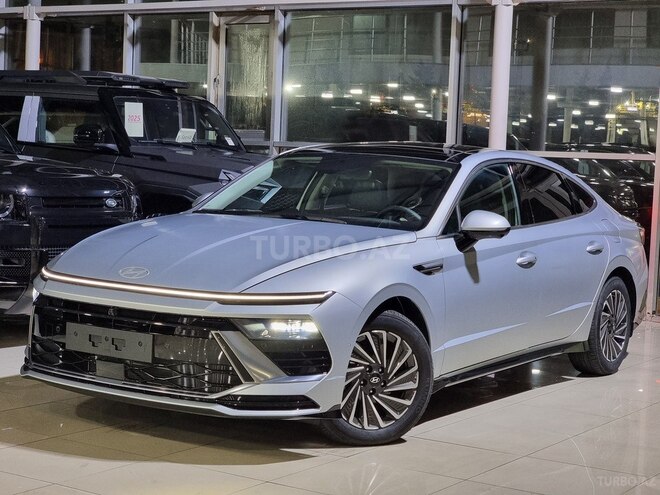 Hyundai Sonata-1