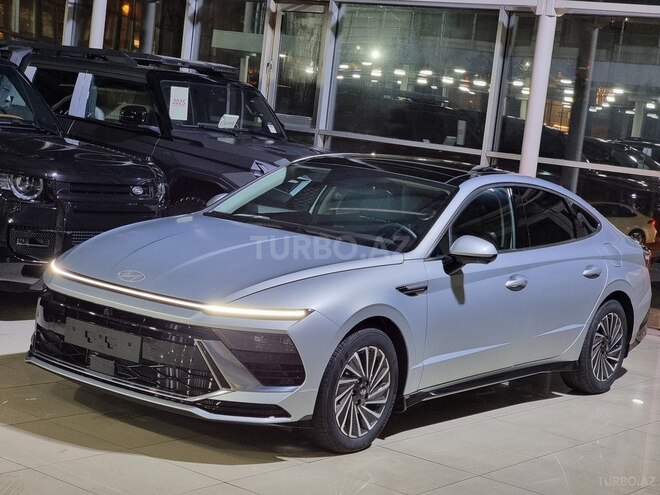 Hyundai Sonata-4