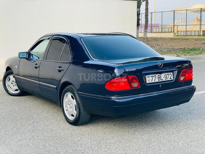 Mercedes E 220 1999, 652,358 km - 2.2 l - Sumqayıt