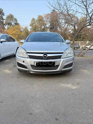 Opel Astra 2010, 320,000 km - 1.3 l - Bakı