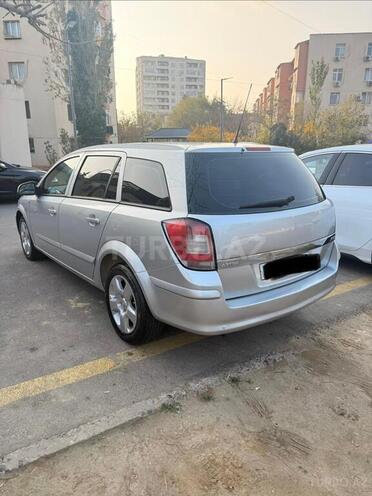 Opel Astra 2010, 320,000 km - 1.3 l - Bakı