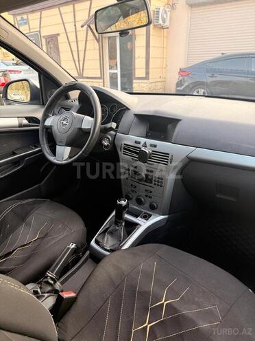 Opel Astra 2010, 320,000 km - 1.3 l - Bakı
