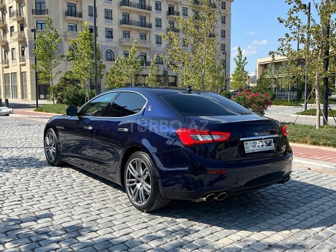 Maserati Ghibli-4