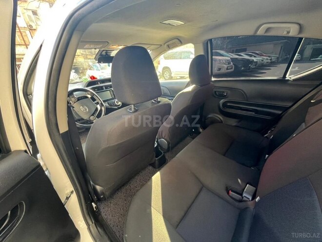 Toyota Aqua 2019, 120,320 km - 1.5 l - Bakı