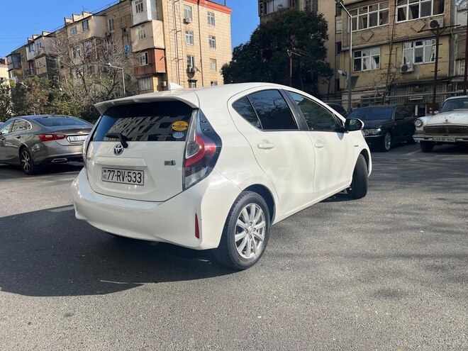 Toyota Aqua 2019, 120,320 km - 1.5 l - Bakı