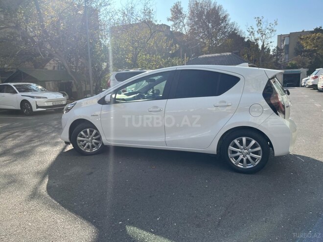 Toyota Aqua 2019, 120,320 km - 1.5 l - Bakı