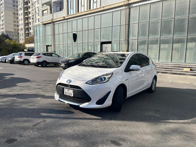 Toyota Aqua 2019, 120,320 km - 1.5 l - Bakı