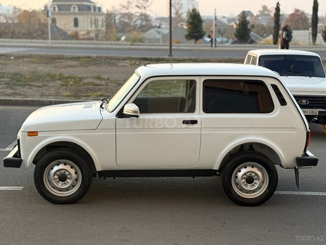 LADA (VAZ) Niva-7