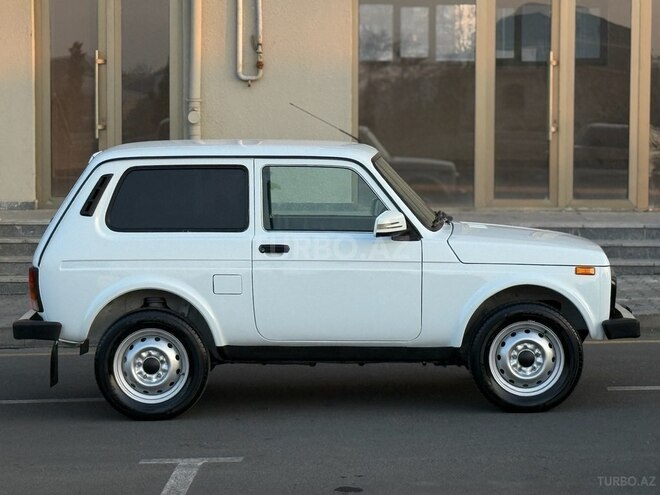 LADA (VAZ) Niva-6