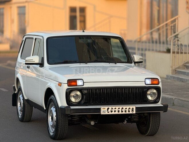 LADA (VAZ) Niva-1