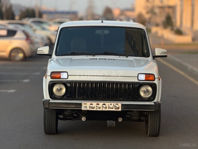 LADA (VAZ) Niva-2