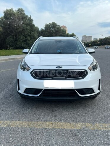 Kia Niro 2017, 213,000 km - 1.6 л - Yevlax