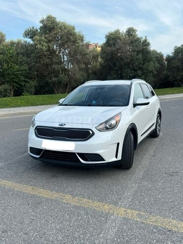 Kia Niro 2017, 213,000 km - 1.6 л - Yevlax