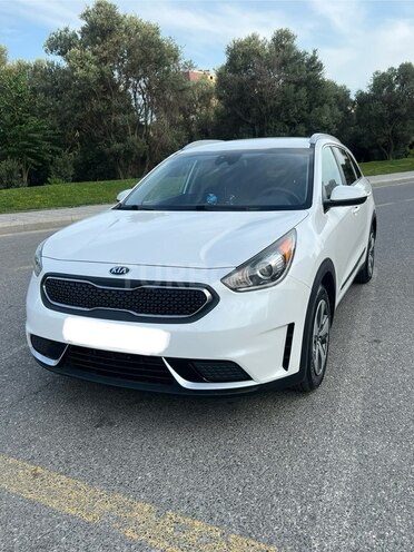 Kia Niro 2017, 213,000 km - 1.6 л - Yevlax