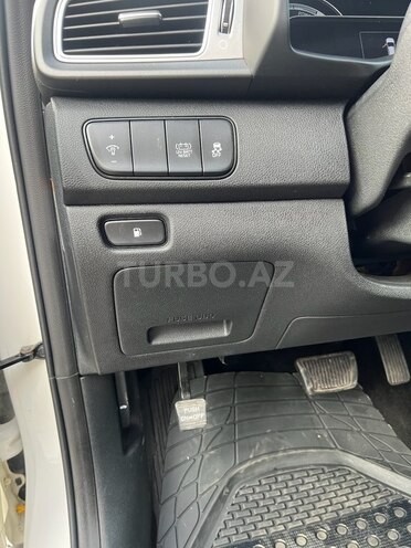 Kia Niro 2017, 213,000 km - 1.6 л - Yevlax