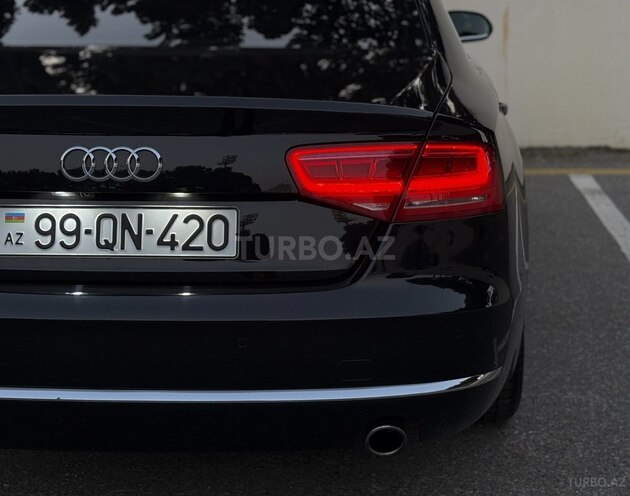 Audi A8 2011, 221,000 km - 4.2 l - Bakı