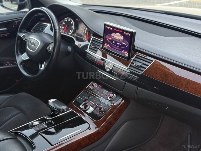 Audi A8 2011, 221,000 km - 4.2 l - Bakı