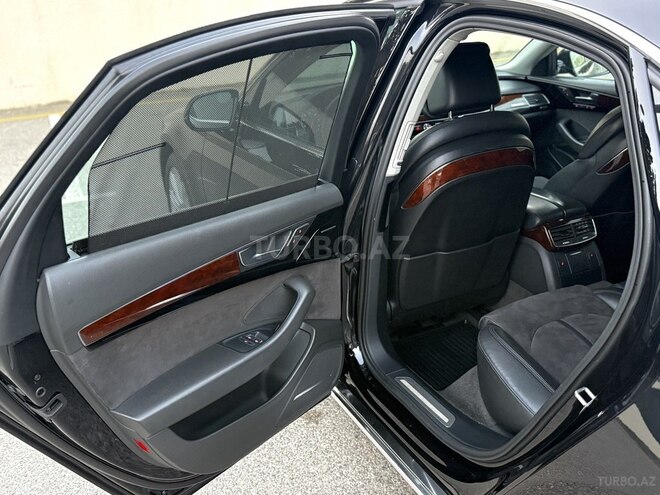Audi A8 2011, 221,000 km - 4.2 l - Bakı