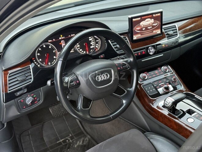 Audi A8 2011, 221,000 km - 4.2 l - Bakı