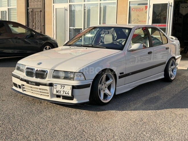 BMW 328 1995, 444,000 km - 2.8 l - Bakı
