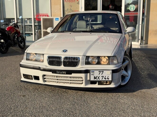 BMW 328 1995, 444,000 km - 2.8 l - Bakı