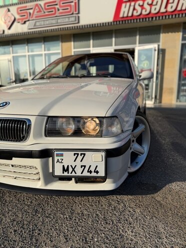 BMW 328 1995, 444,000 km - 2.8 l - Bakı