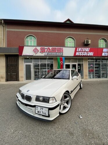BMW 328 1995, 444,000 km - 2.8 l - Bakı