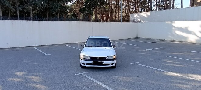 Opel Vectra 1997, 326,500 km - 1.8 l - Sumqayıt