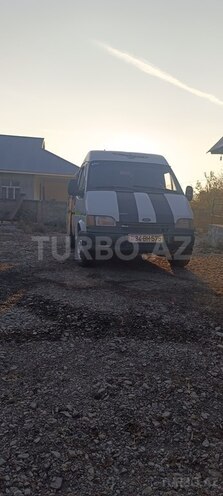 Ford Transit 1993, 535,000 km - 2.5 l - Qax