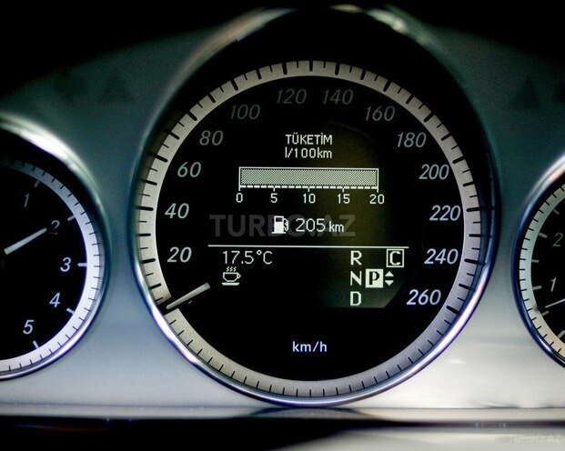 Mercedes E 350 2010, 203,000 km - 3.5 л - Masallı