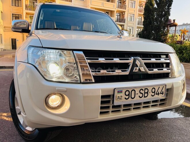 Mitsubishi Pajero 2012, 128,000 km - 3.5 л - Bakı