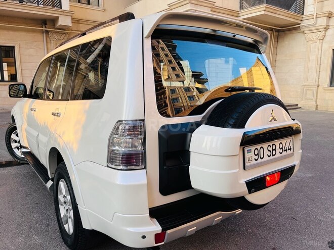Mitsubishi Pajero 2012, 128,000 km - 3.5 л - Bakı