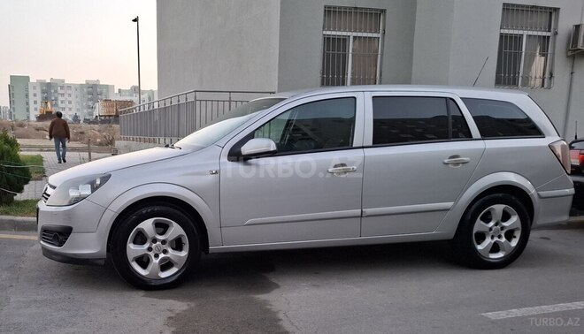 Opel Astra 2006, 403,000 km - 1.6 l - Bakı