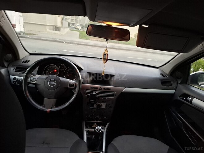 Opel Astra 2006, 403,000 km - 1.6 l - Bakı