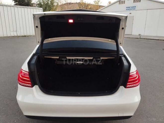 Mercedes E 220 2015, 232,000 km - 2.1 l - Bakı