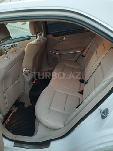 Mercedes E 220 2015, 232,000 km - 2.1 l - Bakı