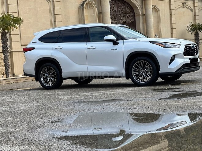 Toyota Highlander 2022, 10,000 km - 2.5 l - Bakı