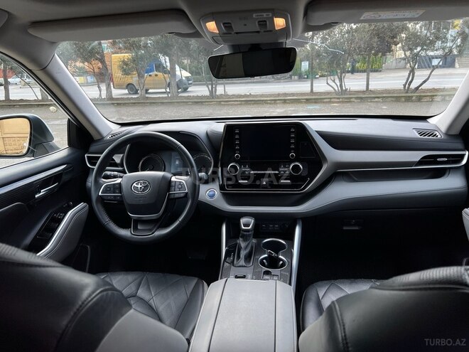 Toyota Highlander 2022, 10,000 km - 2.5 l - Bakı