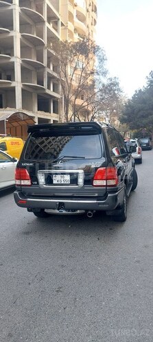Lexus LX 470-13