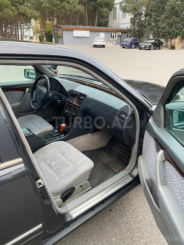 Mercedes C 220 1995, 549,437 km - 2.2 l - Sumqayıt