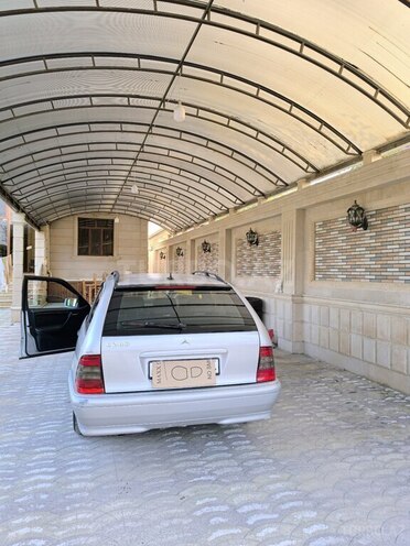 Mercedes C 240 1997, 334,000 km - 2.4 l - Bakı